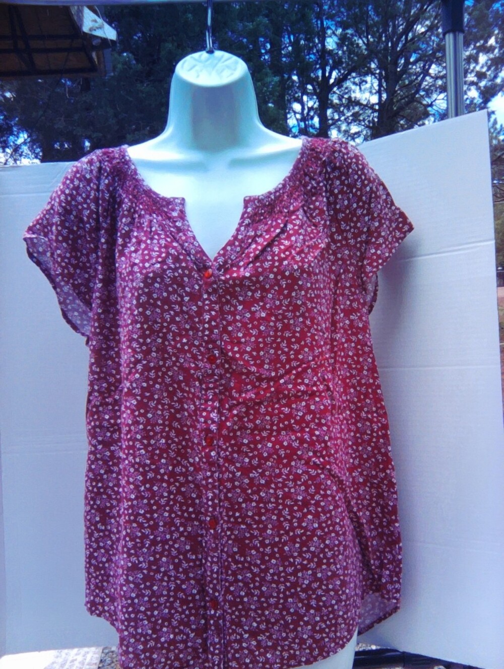 Faded Glory Red Floral Button-Front Blouse
